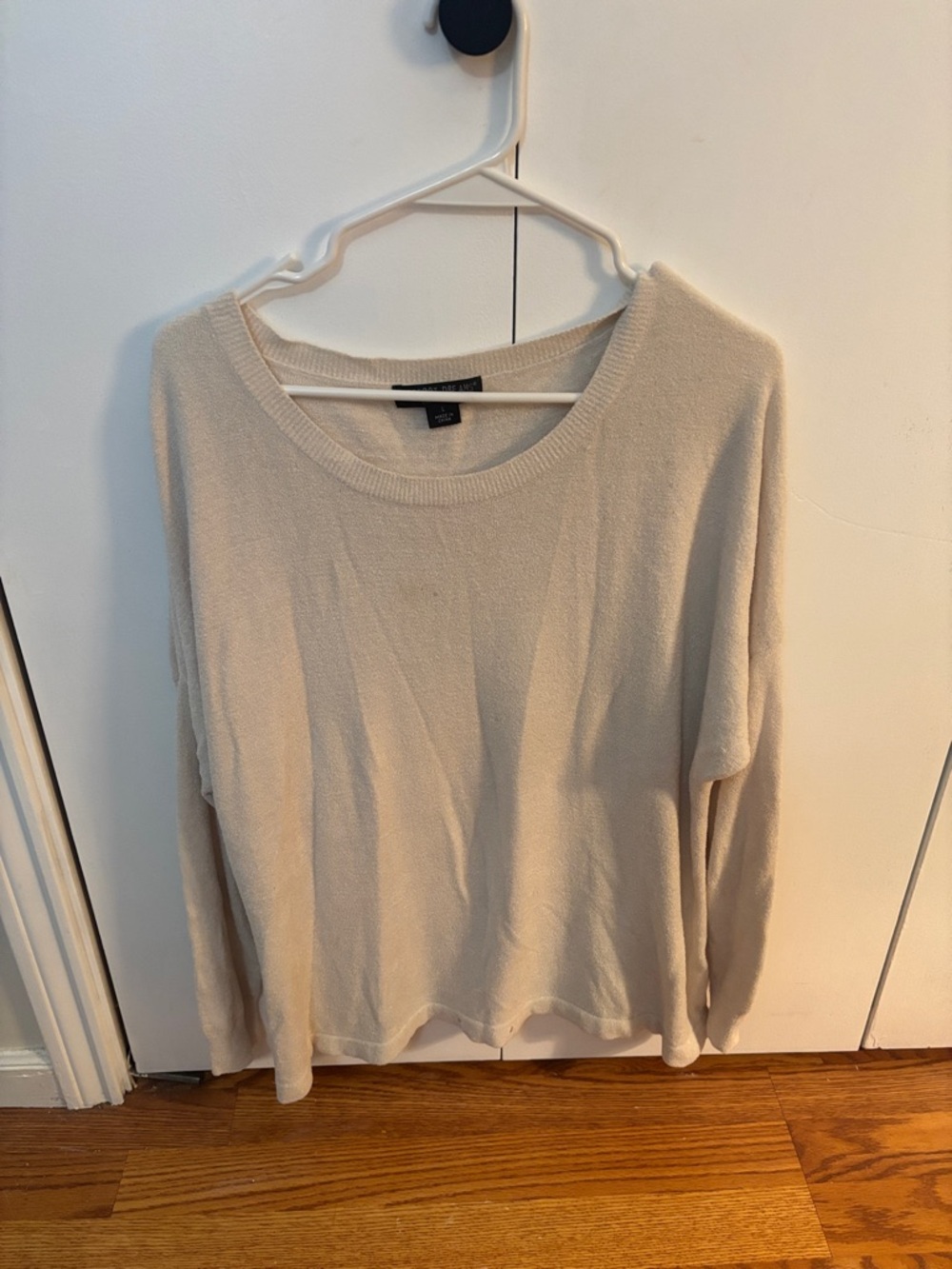 Barefoot Dreams, Light Cream Knit Long-Sleeve Sweater